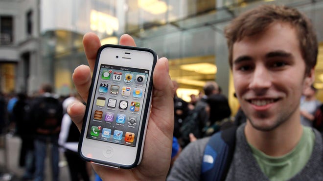 Apple New iPhone Elliott Johns